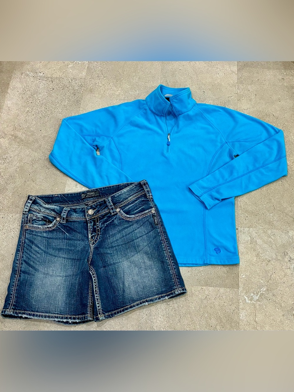 Womens SILVER/MOUNTAIN HARDWEAR Suki Surplus Shorts & Fleece Pullover, sz 14